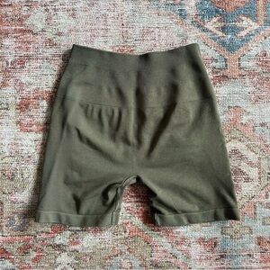 Alphalete Green Amplify Workout Shorts